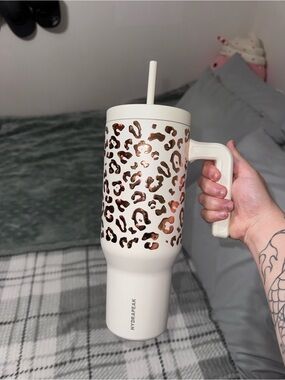Hydro Flask Leopard Print Insulated Travel Mug - Cream